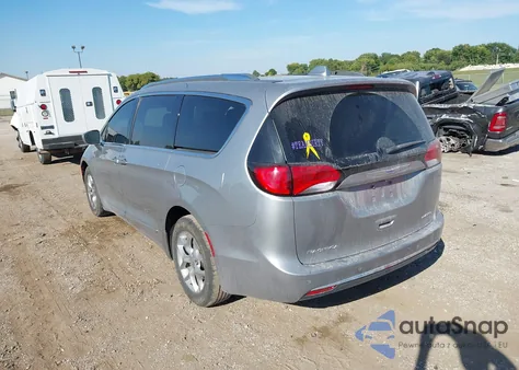 2018 Chrysler Pacifica Limited from USA, damaged, VIN 2C4RC1GGXJR269122